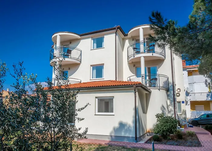 Appartamento Pinia - A4 Second Floor - Mpolo *
