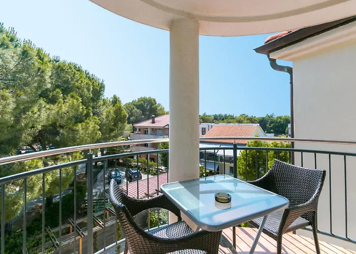 Apartmán Pinia - A4 Second Floor - Mpolo *